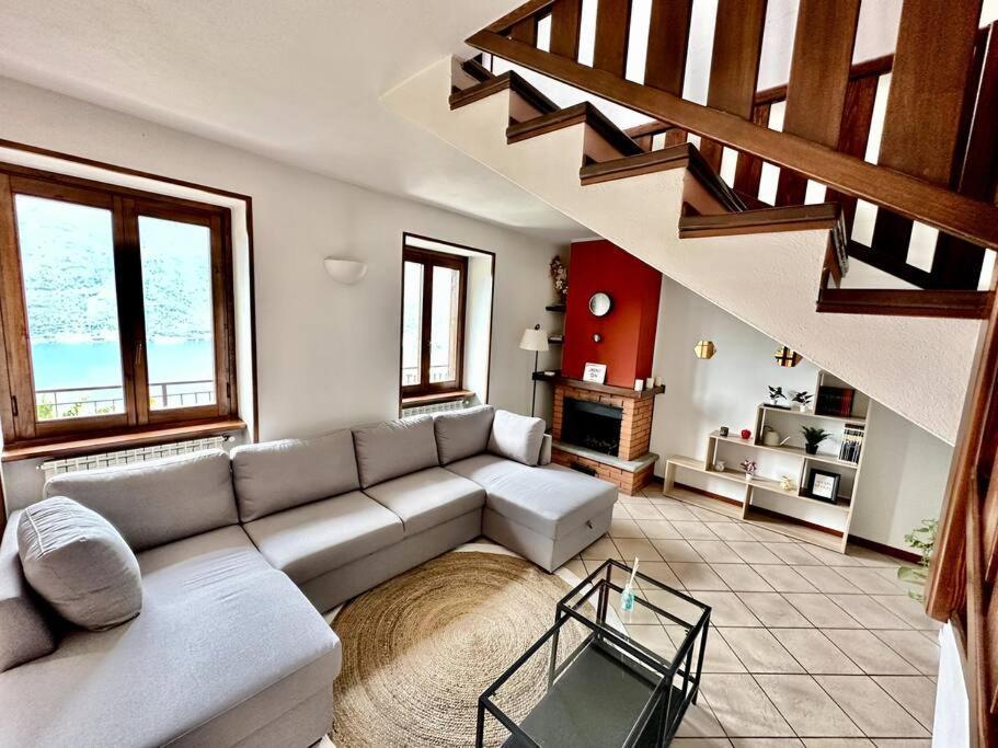 3Br Villetta Con Panoramica Sul Lago เนสโซ ภายนอก รูปภาพ